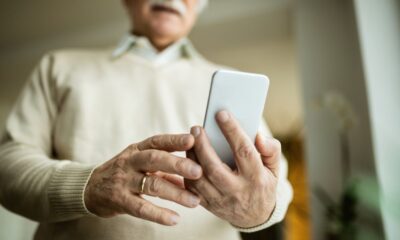 📱Cele Mai Bune Telefoane Pentru Seniori în 2023 | Zicala.ro