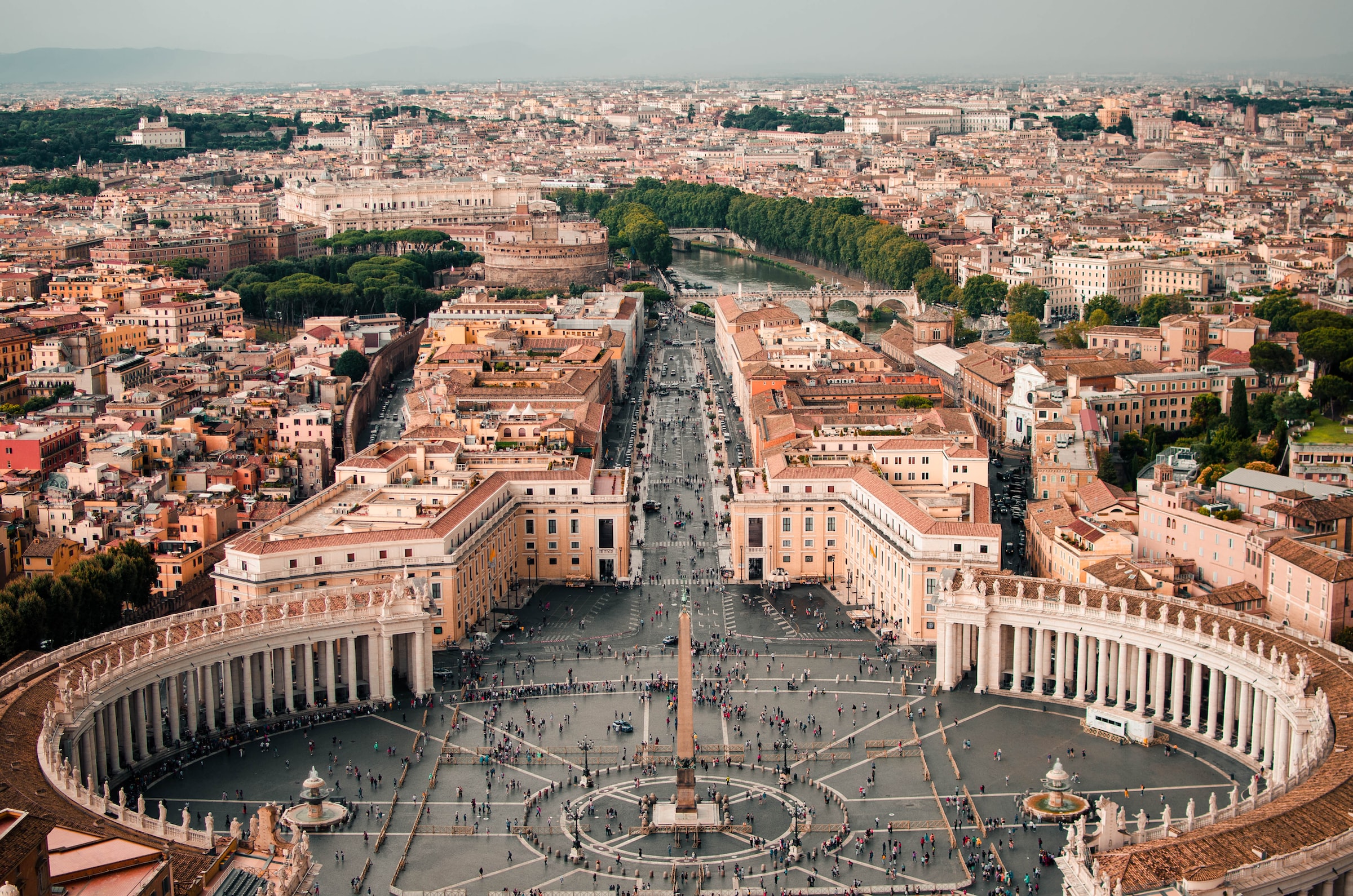 Vaticanul - Cea mai mică țară din lume